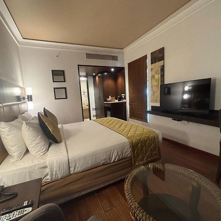 Iris The Business Hotel Bangalore Esterno foto