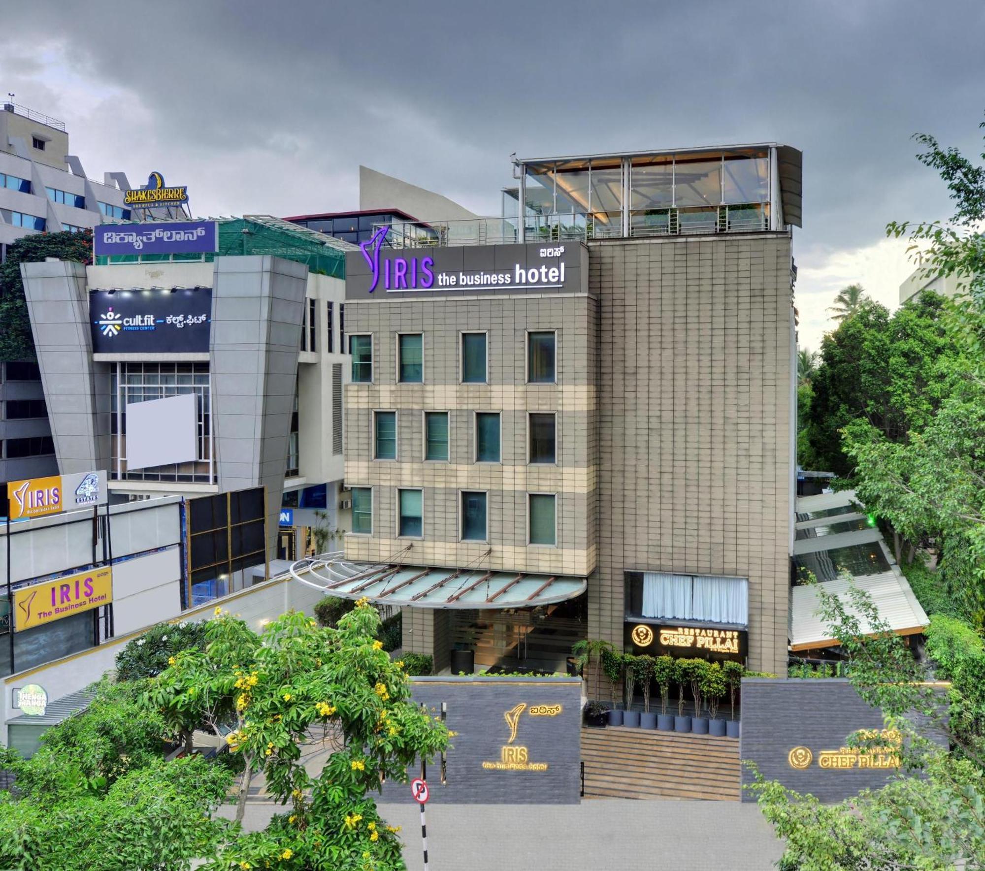 Iris The Business Hotel Bangalore Esterno foto