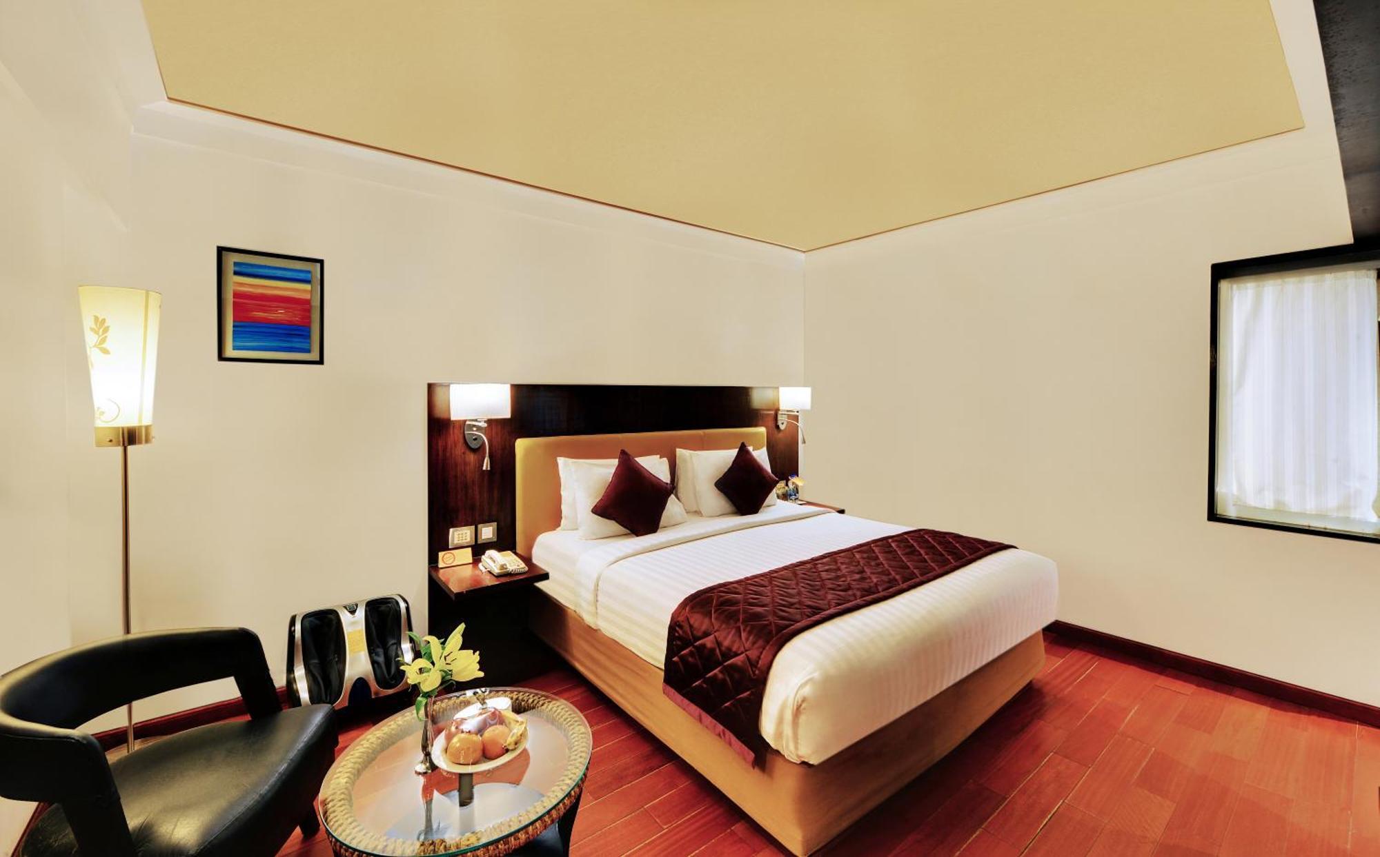 Iris The Business Hotel Bangalore Esterno foto