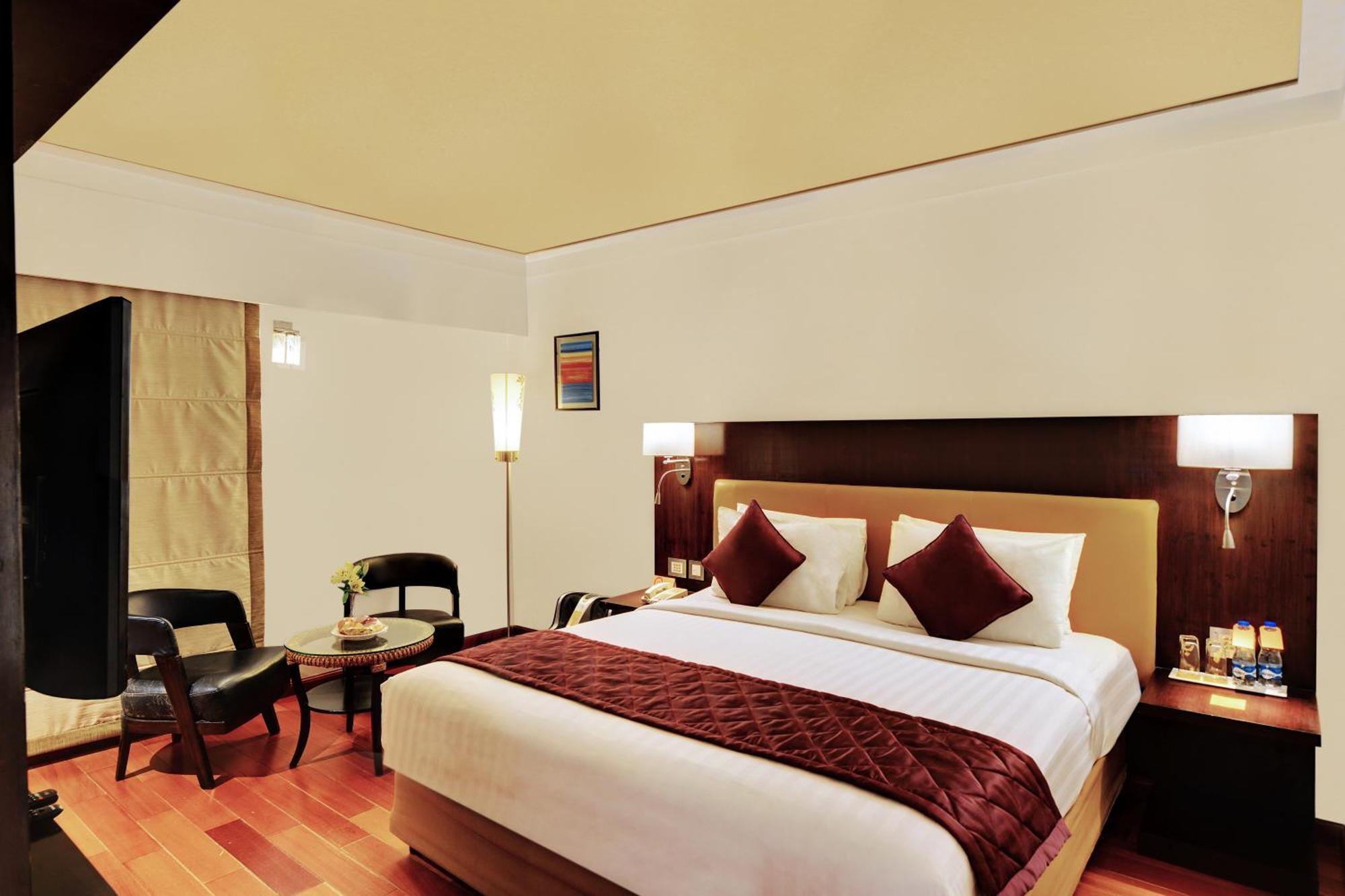 Iris The Business Hotel Bangalore Esterno foto