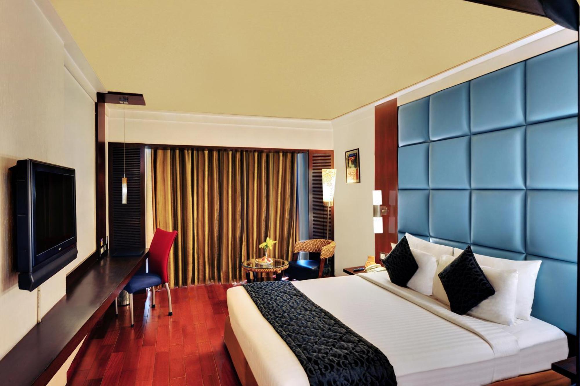 Iris The Business Hotel Bangalore Esterno foto